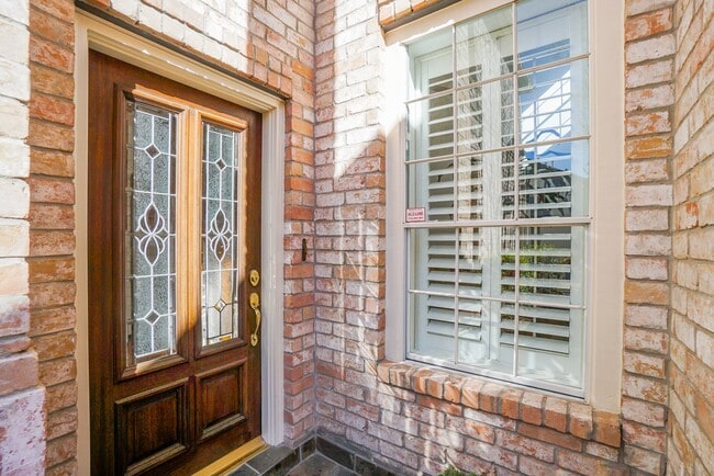 Photo - 1131 Enclave Square E