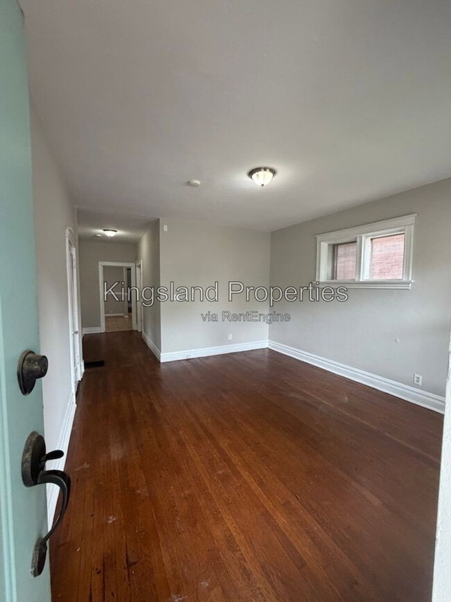 Building Photo - 2620 Minnesota Ave Unit 2622
