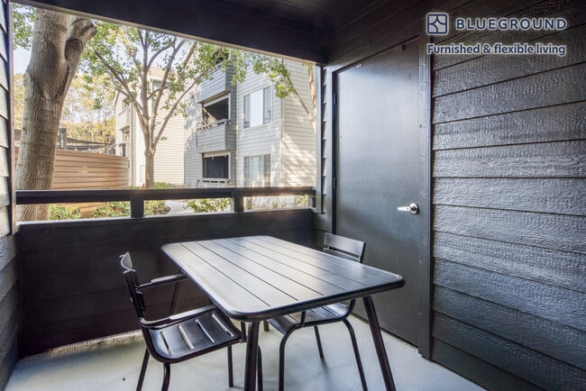 Photo - 355 N Wolfe Rd Unidad FL0-ID625