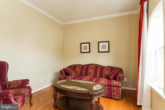 Building Photo - 46 Bismark Dr