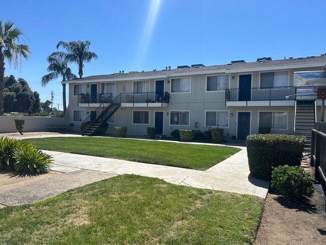 Building Photo - 189 W Santa Ana Ave Unit F