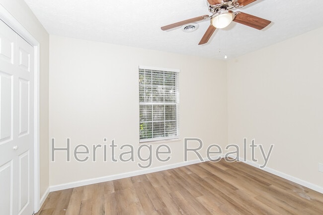4207 Iona Way