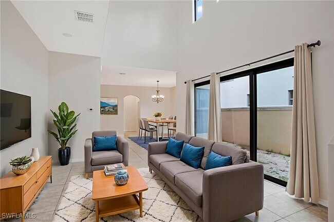 Photo - 1292 Kendari Terrace