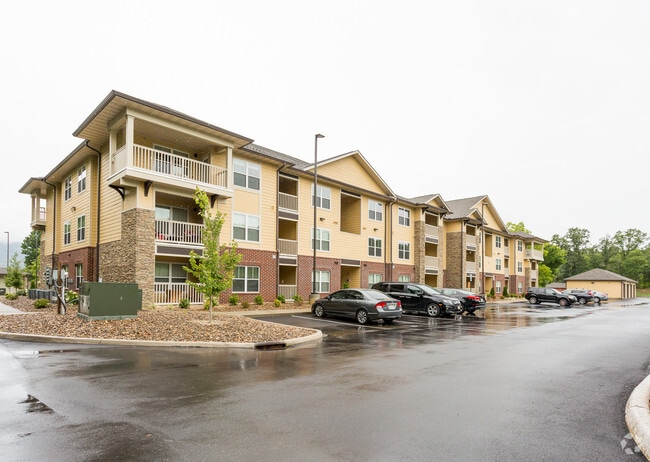 Retreat at Meadowview - Retreat at Meadowview