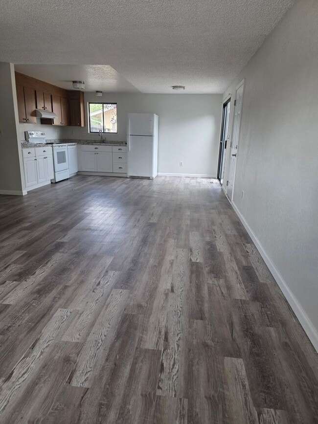 Photo - 1352 Kimmerling Rd