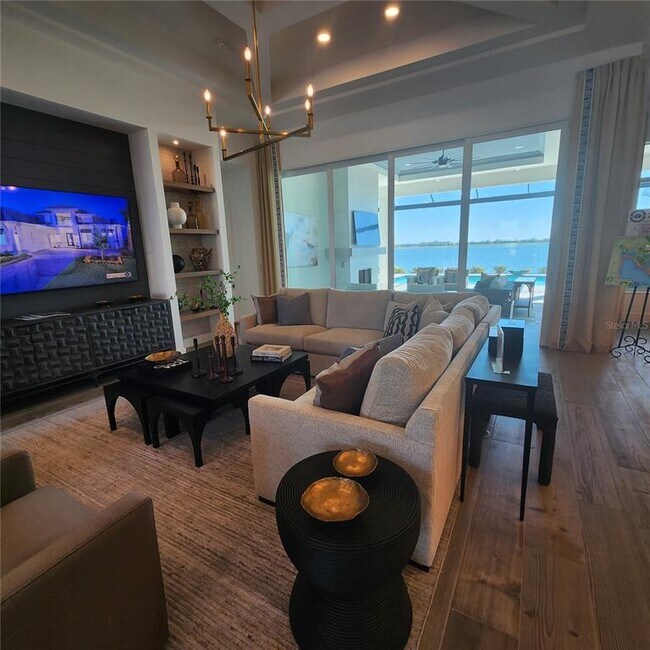 Photo - 512 Blue Shell Lp