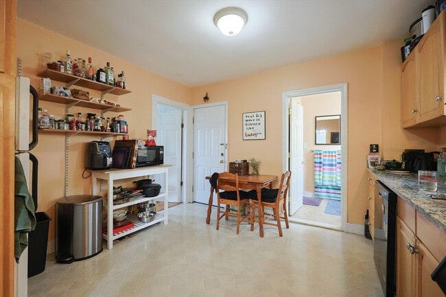Photo - 155-157-157 Murdock St Apartment Unit 3
