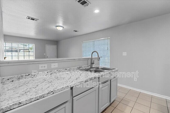 Photo - 1920 St Louis Ave