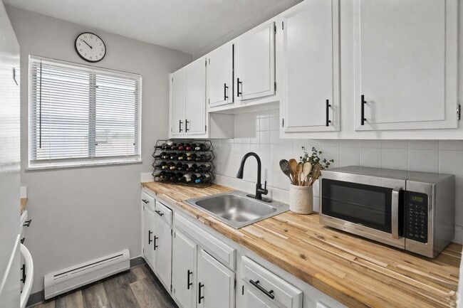 West Creek Apartments