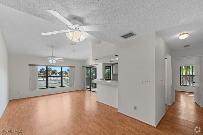Building Photo - 13411 Gateway Dr Unit 228 Rental