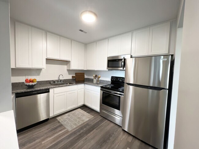 Chalet Villa Lakefront Community