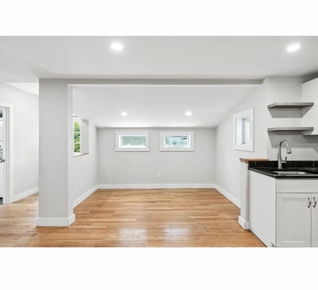 Photo - 45B Warner St