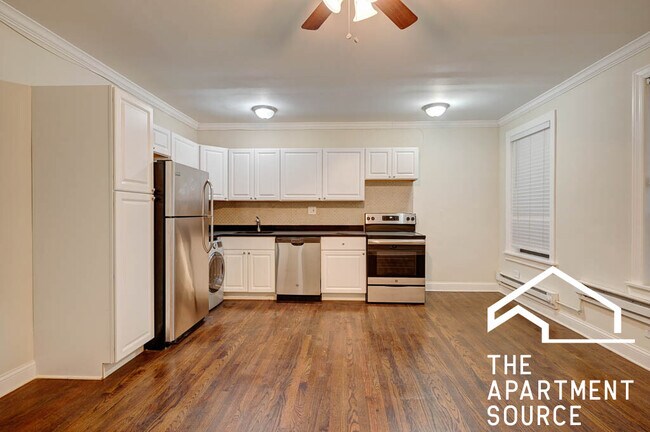 Photo - 3345 N Marshfield Ave Unit 309