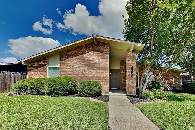 Building Photo - 4208 O'Hare Dr