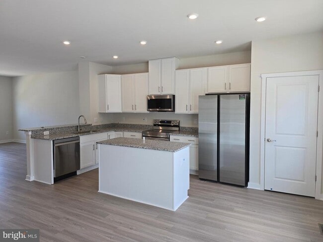Building Photo - 123 Boone Court Rental