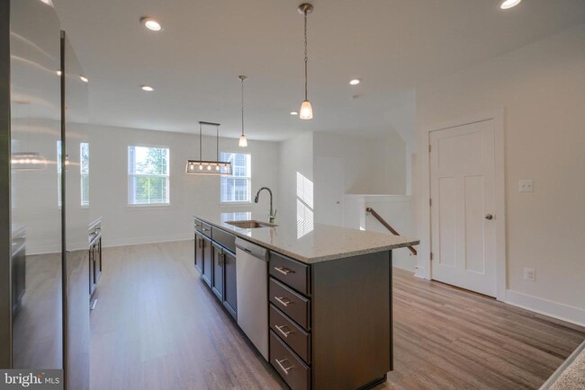 Photo - 617 Snapdragon Ct