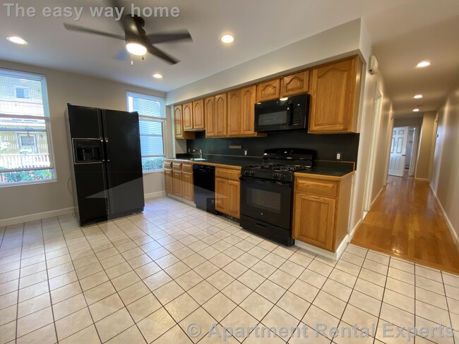 Photo - 47 Tremont St