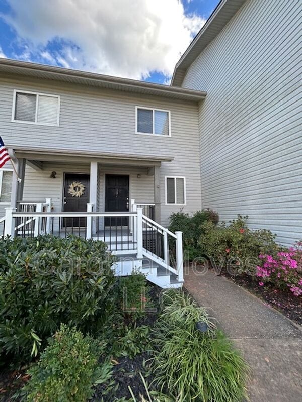 Building Photo - 805 Stallings Rd Unit 117