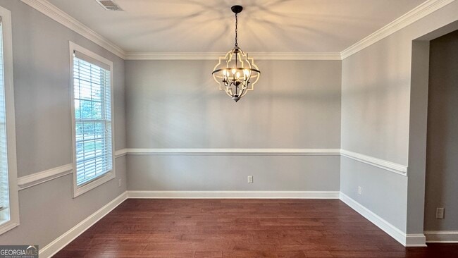 Photo - 323 Evesham Ave