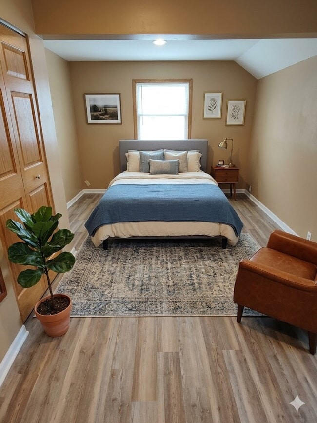 Photo - 214 Goodrich St