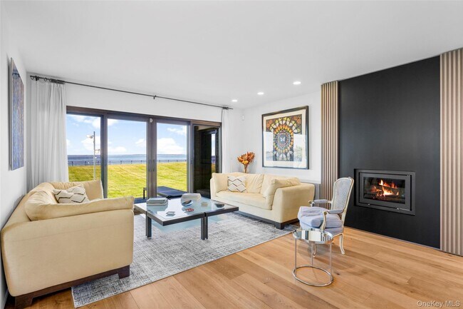 Photo - 17 Waters Edge