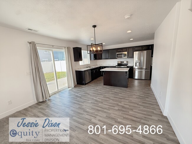 Photo - 1822 Parkview Dr