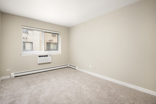 Photo - Reside on Roscoe