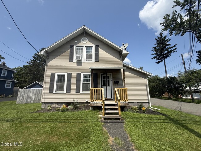 Building Photo - 49 Kunker Ave