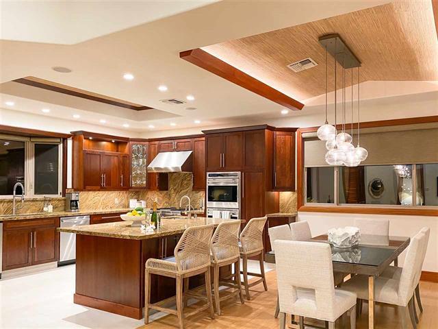 Building Photo - 215 Kamakoi Loop