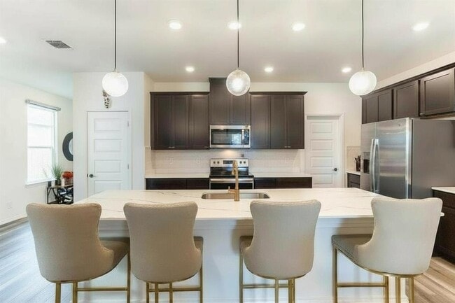Photo - 1133 Aronia Ln