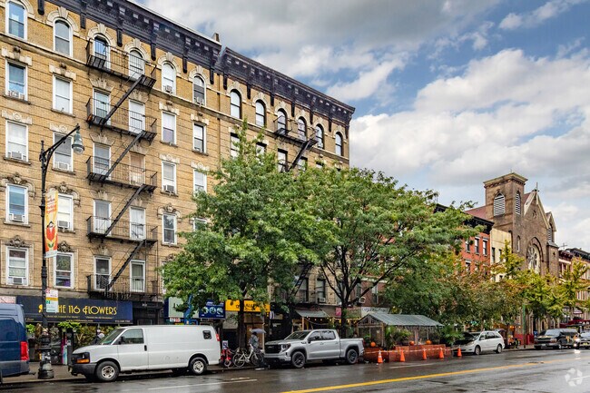 Photo - 228 E 116th St