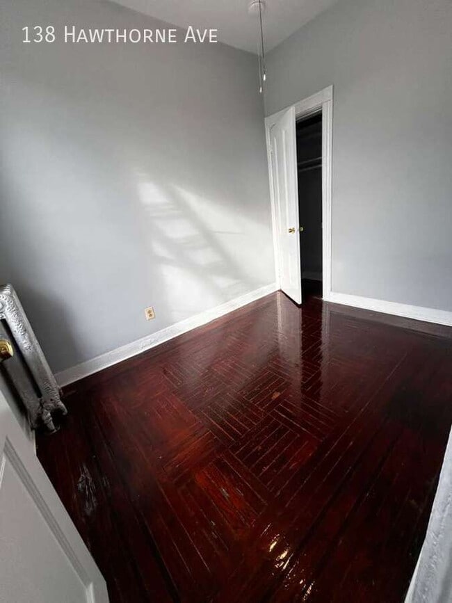 Photo - 138 Hawthorne Ave