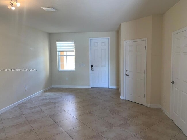 Photo - 11369 NW 87th Ln