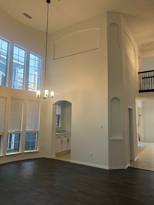 Photo - 412 Cypress Hill Dr