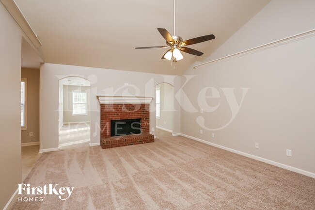 Photo - 63 Righteous Path