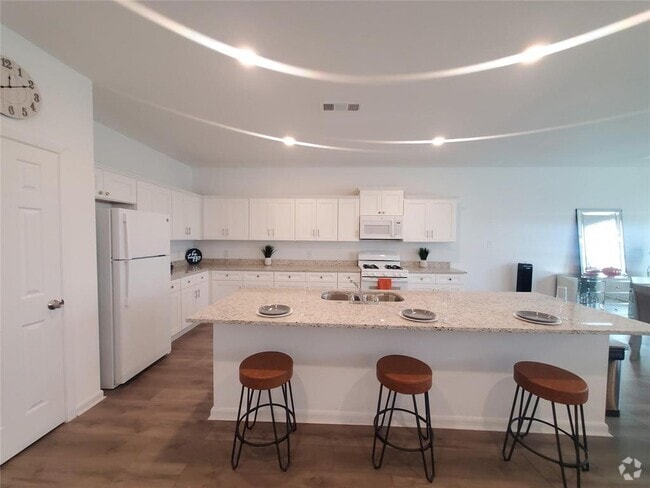 Building Photo - 11127 Beverley Pk St Rental