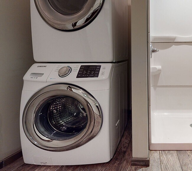 5 Bedroom House Close to U of M Campus! House Rental in Minneapolis