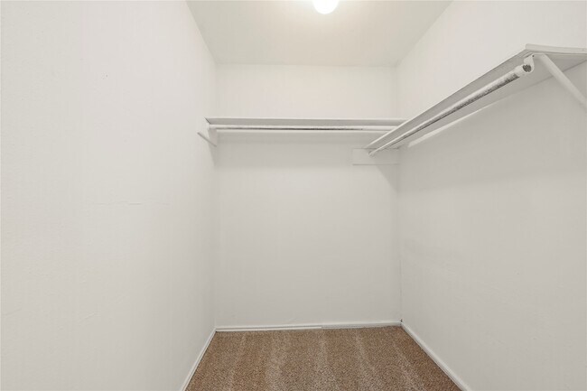 Photo - 6903 Foxcroft Ln