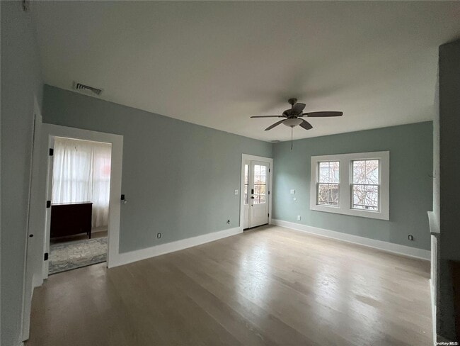 600 Bayberry Walk