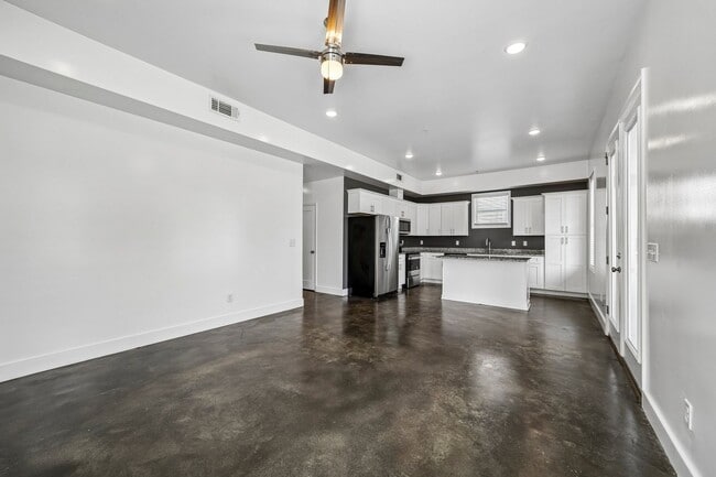 501 Wesley Pl Unit 501 B Wesley Place