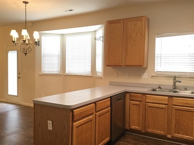 Photo - 154 Elrosa Rd