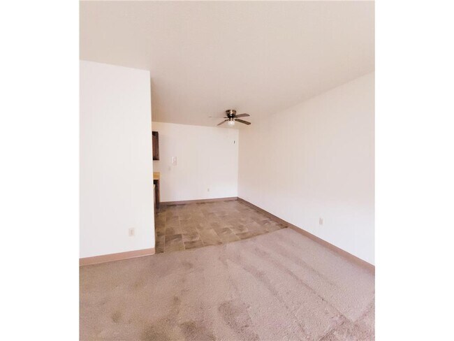 Photo - 528 N Grant St Unit 305