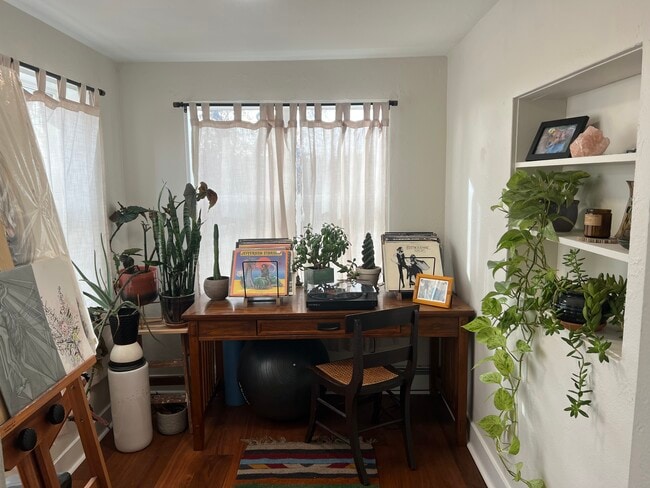 Photo - 251 S Quitman St