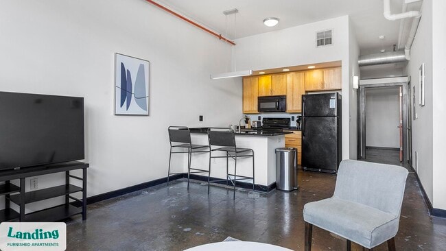 Photo - 700 Everett St Unidad 2022.1404941