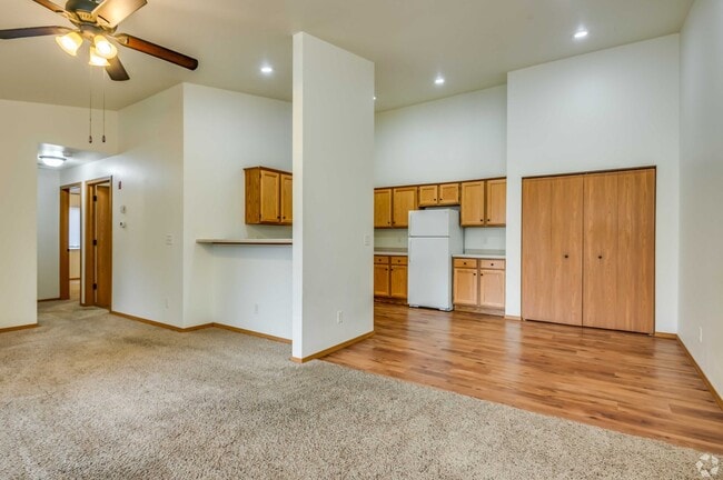 Photo - Trumpeter Trails