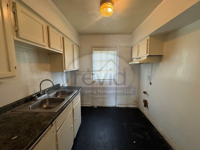 Photo - 2436 Charjean Cove Unit INVEST TN - 2434