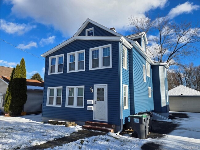 Photo - 704 Tower Ave