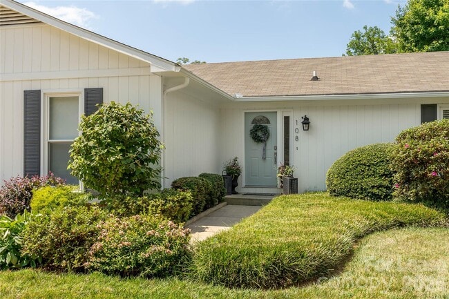 108 Surfside Rd