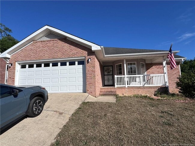 Photo - 1535 Londonderry Pl