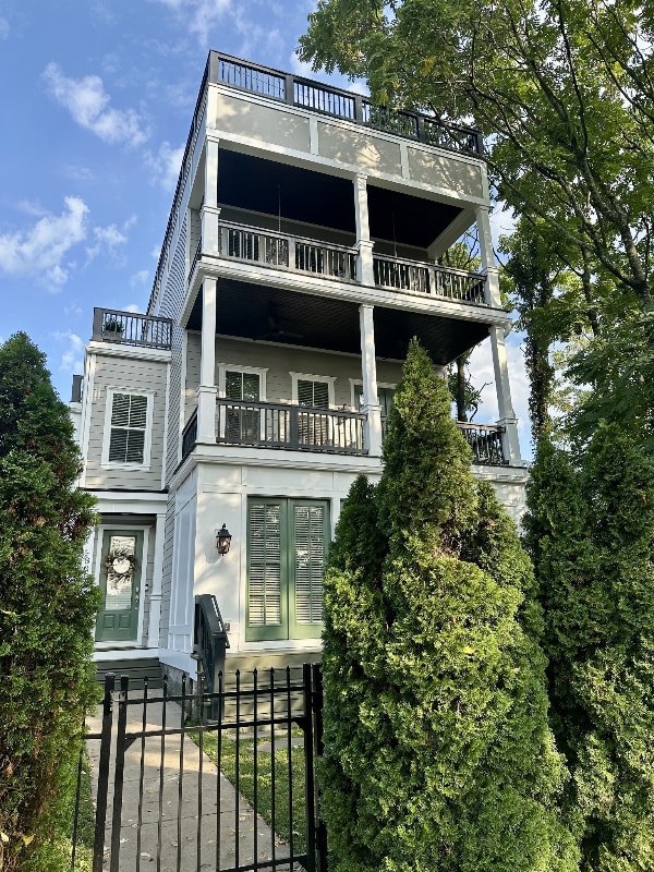 Building Photo - 805 S 19th St